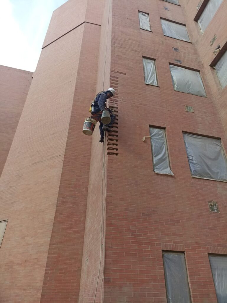 Limpieza de Fachadas en Bogotá